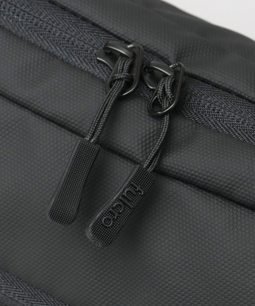 fulcro(フルクロ)の「撥水・耐水 自立型 ターポリン ショルダーバッグ A5・PET収納対応 compart コンパート(ショルダーバッグ・メンズ・ブラック・FREE)」の18枚目の写真