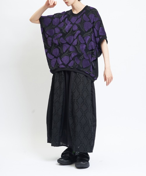 gomme（ゴム）の「チューリップバルーンＴ（Tシャツ/カットソー・レディース・グレー/ブラック/ホワイト・MEDIUM）」の4枚目の写真