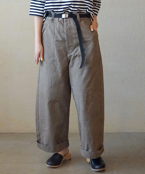 JOURNAL STANDARD LUXE（ジャーナルスタンダード　ラックス）の「ツイルベイカーパンツ（その他パンツ・レディース・ブラウン系その他/ホワイト・SMALL/MEDIUM）」の14枚目の写真