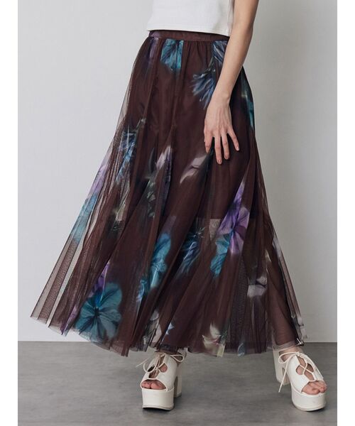 MURUA(ムルーア)の「ブラーフラワーフレアスカート(スカート・レディース・ブラウン/ブラック・FREE)」の2枚目の写真