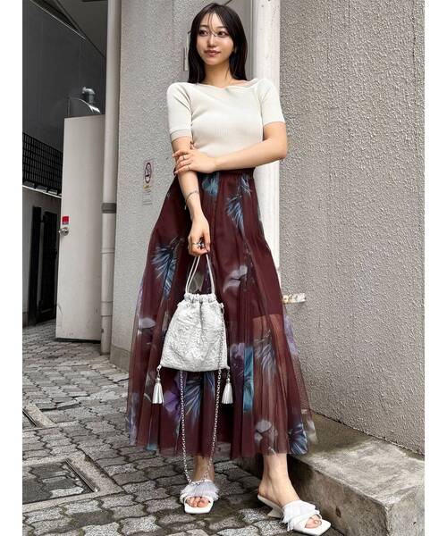 MURUA(ムルーア)の「ブラーフラワーフレアスカート(スカート・レディース・ブラウン/ブラック・FREE)」の5枚目の写真