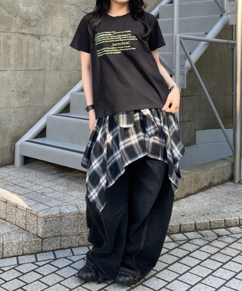 link lot（リンクロット）の「【汗染み防止加工】レタリング刺繍カラーロゴプリントTシャツ（Tシャツ/カットソー・レディース・ブラック/チャコール/ホワイト/グレー・F）」の18枚目の写真