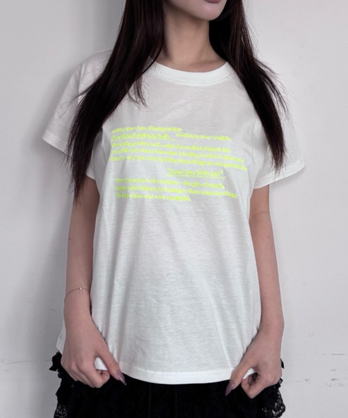 link lot（リンクロット）の「【汗染み防止加工】レタリング刺繍カラーロゴプリントTシャツ（Tシャツ/カットソー・レディース・ブラック/チャコール/ホワイト/グレー・F）」の15枚目の写真