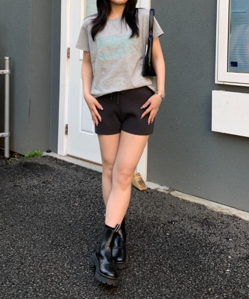 link lot（リンクロット）の「【汗染み防止加工】レタリング刺繍カラーロゴプリントTシャツ（Tシャツ/カットソー・レディース・ブラック/チャコール/ホワイト/グレー・F）」の20枚目の写真