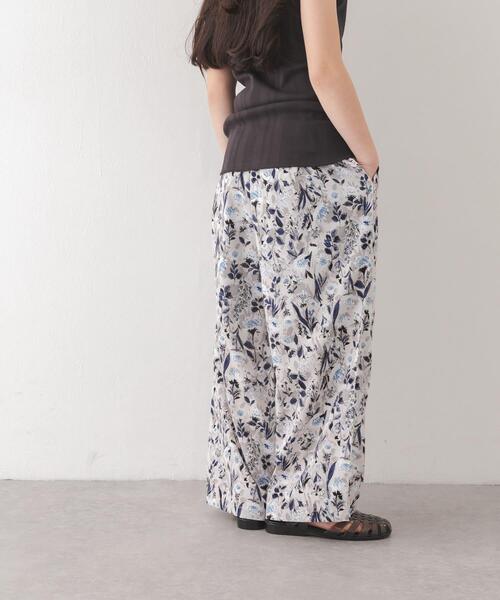 URBAN RESEARCH DOORS（アーバンリサーチドアーズ）の「『親子リンク』フラワープリントイージーパンツ(KIDS)（その他パンツ・キッズ・ホワイト系その他/ベージュ系その他/グレー系その他・105/120/135）」の9枚目の写真