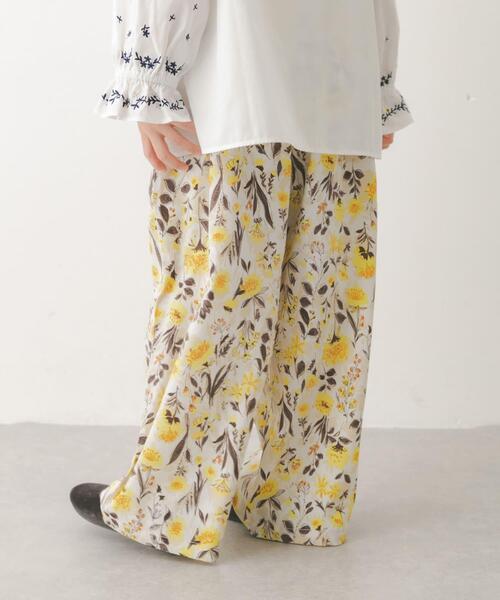 URBAN RESEARCH DOORS（アーバンリサーチドアーズ）の「『親子リンク』フラワープリントイージーパンツ(KIDS)（その他パンツ・キッズ・ホワイト系その他/ベージュ系その他/グレー系その他・105/120/135）」の22枚目の写真