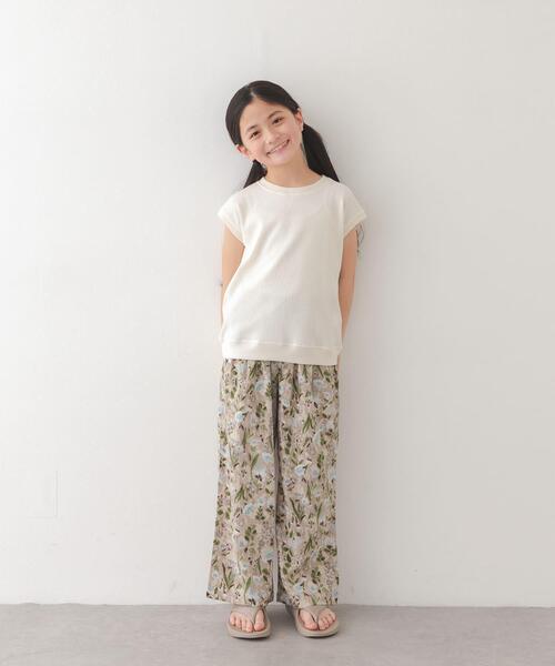 URBAN RESEARCH DOORS（アーバンリサーチドアーズ）の「『親子リンク』フラワープリントイージーパンツ(KIDS)（その他パンツ・キッズ・ホワイト系その他/ベージュ系その他/グレー系その他・105/120/135）」の4枚目の写真