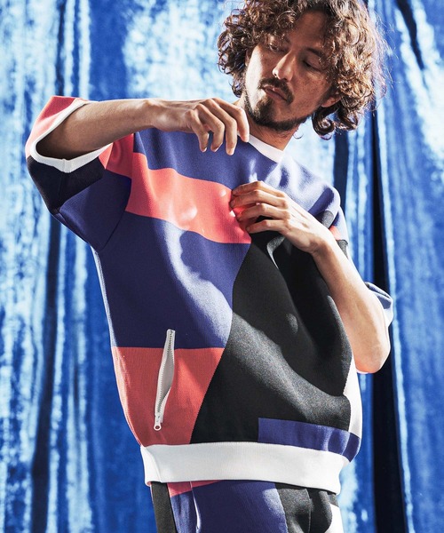 ANGENEHM(アンゲネーム)の「mn3235- Panel Jacquard Airy Knit Crew ニット(AG06-001scg)(ニット/セーター・メンズ・ネイビー/チャコール/キナリ/ブラック・S/L/M)」の2枚目の写真