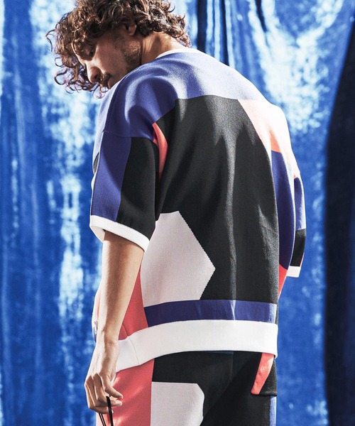 ANGENEHM(アンゲネーム)の「mn3235- Panel Jacquard Airy Knit Crew ニット(AG06-001scg)(ニット/セーター・メンズ・ネイビー/チャコール/キナリ/ブラック・S/L/M)」の6枚目の写真