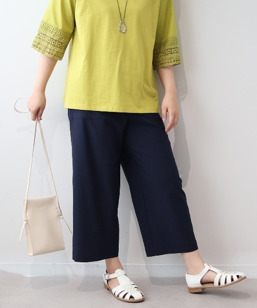MB mint breeze(エムビーミントブリーズ)の「【L~6L 大きいサイズ】ストレッチベイカーパンツ(その他パンツ・レディース・カーキ/ベージュ/ネイビー・5L/4L/3L/LL/6L)」の1枚目の写真