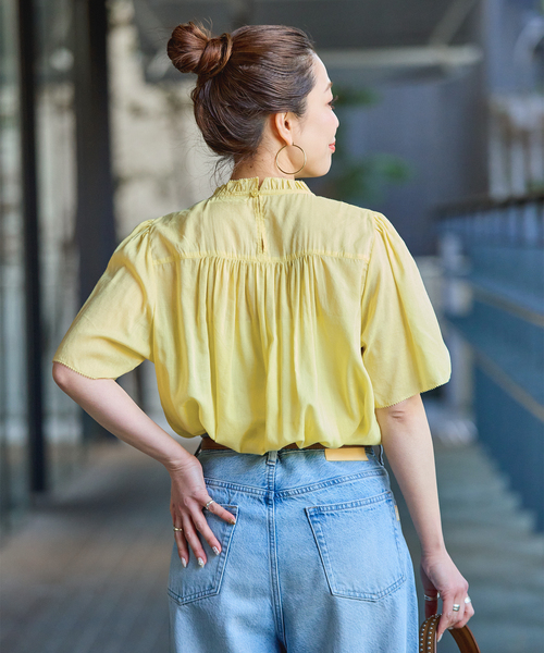 B.C STOCK（ベーセーストック）の「手洗い可 / フリルカラースモックブラウス（シャツ/ブラウス・レディース・ブラック/イエロー/ホワイト・FREE）」の11枚目の写真