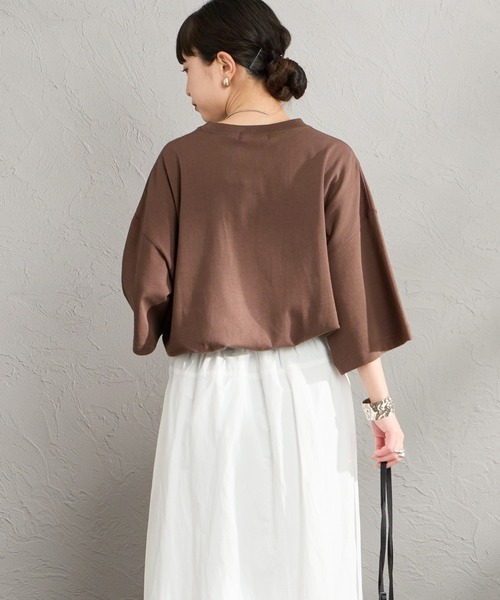 GYMPHLEX（ジムフレックス）の「[GYMPHLEX/ジムフレックス] ワンポイント刺繍ロゴ クルーネックTシャツ（Tシャツ/カットソー・レディース・ブラウン/チャコールグレー/アイボリー・M/L）」の18枚目の写真