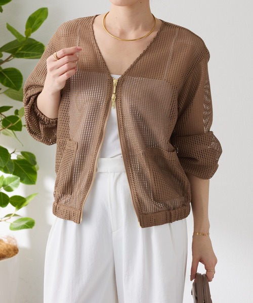 COLLAGE GALLARDAGALANTE(コラージュガリャルダガランテ)の「Vメッシュシアーブルゾン(ブルゾン・レディース・オフホワイト/ベージュ・FREE)」の9枚目の写真