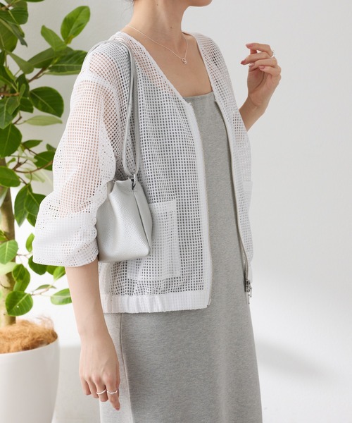 COLLAGE GALLARDAGALANTE(コラージュガリャルダガランテ)の「Vメッシュシアーブルゾン(ブルゾン・レディース・オフホワイト/ベージュ・FREE)」の21枚目の写真