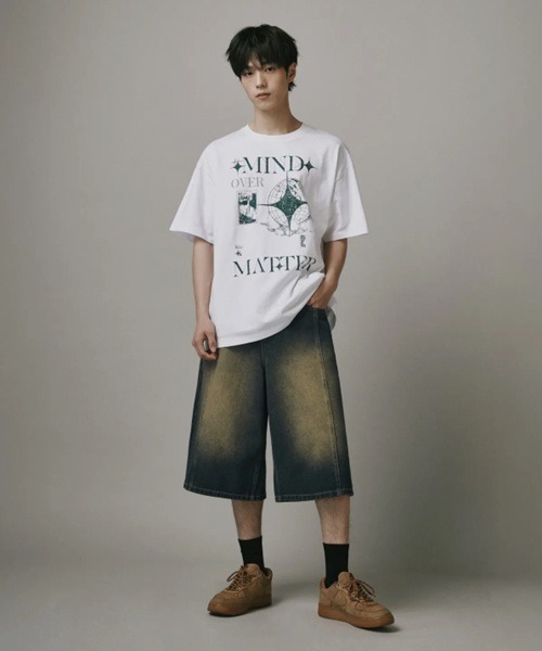 Vini(ヴィニ)の「インシジョンウォッシュドデニムバミューダパンツ(デニムパンツ・メンズ・インディゴブルー/ブラック系その他/ブラック・MEDIUM/LARGE/X-LARGE)」の6枚目の写真
