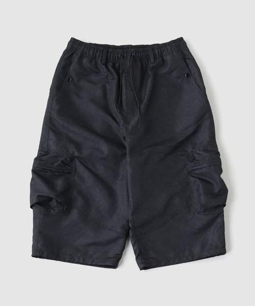rajabrooke(ラジャブルック)の「rajabrooke / ラジャブルック BATIK KARGO SHORTS(その他パンツ・メンズ・ブラック・MEDIUM/LARGE)」の1枚目の写真
