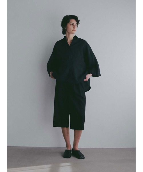 HER.(ハー)の「バミューダパンツ(その他パンツ・レディース・ブラック/カーキ・2/1)」の1枚目の写真