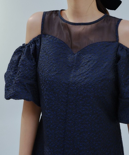 ORGUE(オルグ)の「Balloon off shoulder one-piece/バルーンオフショルダーワンピース(ワンピース・レディース・ネイビー/アイボリー・SMALL/MEDIUM)」の11枚目の写真