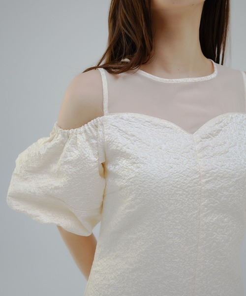 ORGUE(オルグ)の「Balloon off shoulder one-piece/バルーンオフショルダーワンピース(ワンピース・レディース・ネイビー/アイボリー・SMALL/MEDIUM)」の20枚目の写真