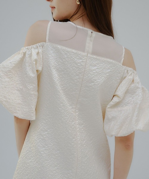 ORGUE(オルグ)の「Balloon off shoulder one-piece/バルーンオフショルダーワンピース(ワンピース・レディース・ネイビー/アイボリー・SMALL/MEDIUM)」の18枚目の写真