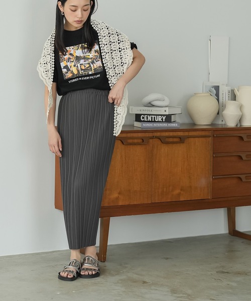 mili an deni(ミリアンデニ)の「半袖カラーフォトプリントTシャツ(Tシャツ/カットソー・レディース・ブラック/オフホワイト/チャコールグレー・M/L)」の15枚目の写真