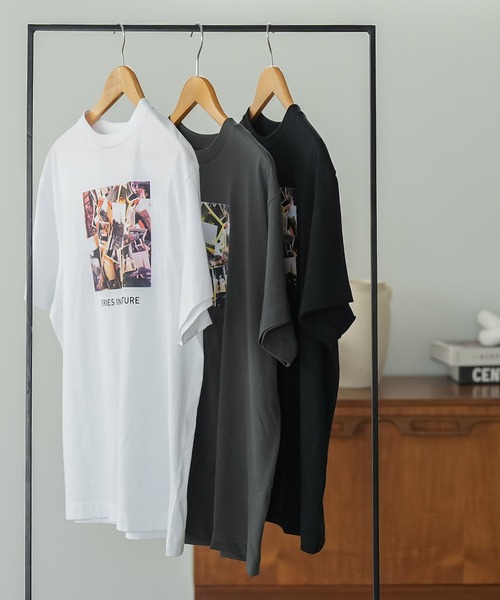 mili an deni(ミリアンデニ)の「半袖カラーフォトプリントTシャツ(Tシャツ/カットソー・レディース・ブラック/オフホワイト/チャコールグレー・M/L)」の4枚目の写真