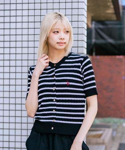 U.S. POLO ASSN.(ユーエスポロアッスン)の「【U.S. POLO ASSN./ユーエスポロアッスン】【1枚で着れる 半袖カーディガン】ケーブル編み 半袖カーディガン ワンポイントロゴ刺繍 きれいめ オフィス 通勤 冷房対策 トラッド 韓国ファッション(カーディガン/ボレロ・レディース・ホワイト/レッド/ネイビー/チャコールグレー/ブラック・MEDIUM/LARGE)」の19枚目の写真