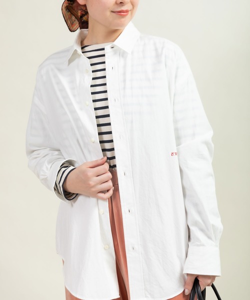 CHILD WOMAN(チャイルドウーマン)の「オックス ナチュラルトリプルワッシャー レギュラーBIGシャツ(シャツ/ブラウス・レディース・ネイビー/ホワイト・FREE)」の2枚目の写真
