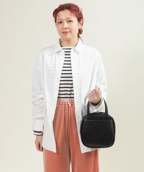 CHILD WOMAN(チャイルドウーマン)の「オックス ナチュラルトリプルワッシャー レギュラーBIGシャツ(シャツ/ブラウス・レディース・ネイビー/ホワイト・FREE)」の3枚目の写真