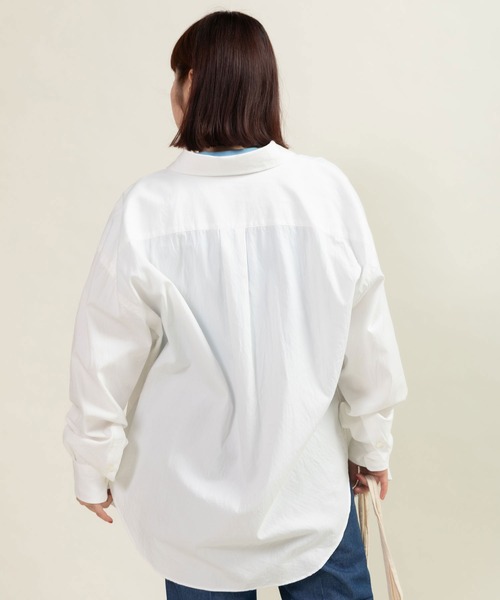 CHILD WOMAN(チャイルドウーマン)の「オックス ナチュラルトリプルワッシャー レギュラーBIGシャツ(シャツ/ブラウス・レディース・ネイビー/ホワイト・FREE)」の15枚目の写真