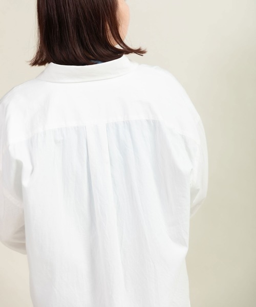 CHILD WOMAN(チャイルドウーマン)の「オックス ナチュラルトリプルワッシャー レギュラーBIGシャツ(シャツ/ブラウス・レディース・ネイビー/ホワイト・FREE)」の16枚目の写真