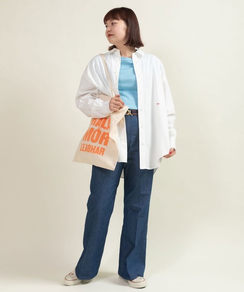 CHILD WOMAN(チャイルドウーマン)の「オックス ナチュラルトリプルワッシャー レギュラーBIGシャツ(シャツ/ブラウス・レディース・ネイビー/ホワイト・FREE)」の19枚目の写真