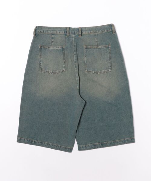 Right-on(ライトオン)の「Refurbish(リファービッシュ)デニムイージーショートパンツ(その他パンツ・メンズ・ダークインディゴブルー/ブラック・M/L/XL/S)」の3枚目の写真