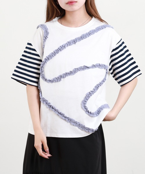 BARNDOOR(バーンドア)の「20/-天竺 フリルモチーフ Tシャツ 26SS 半袖(Tシャツ/カットソー・レディース・ブラック系2/ホワイト系1/ホワイト系2/ホワイト系3/ブラック系4/ブラック系1/ブラック系3/ホワイト系4・FREE)」の5枚目の写真