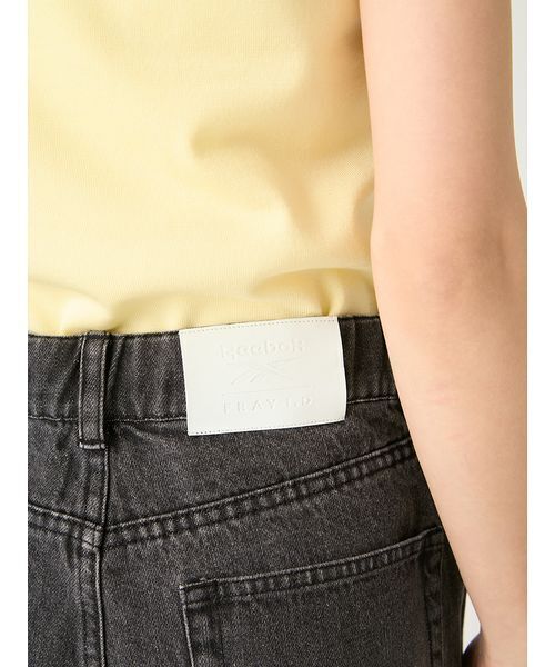 FRAY I.D（フレイアイディー）の「【Reebok】ドロストデニムパンツ（デニムパンツ・レディース・ライトブルー/ブラック・1/0）」の10枚目の写真