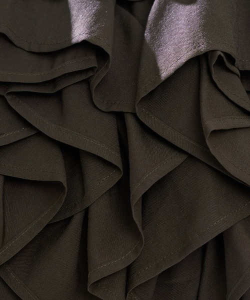 AND COUTURE（アンドクチュール）の「ラッフルフリルオフショルブラウス（シャツ/ブラウス・レディース・ブラック/オフホワイト/ブラウン/レッド・FREE）」の22枚目の写真