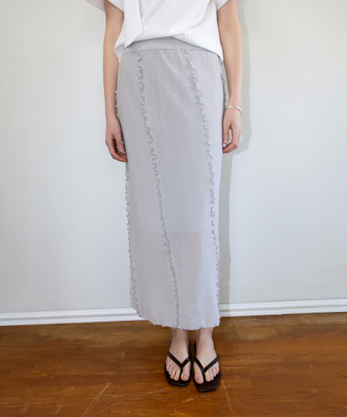 THE LILLE(ザ リル)の「Letter Line Knit Skirt_Light Gray(スカート・レディース・その他・FREE)」の1枚目の写真
