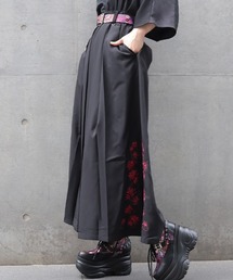REZEN（リゼン）の「菊刺繍袴パンツ（その他パンツ）」