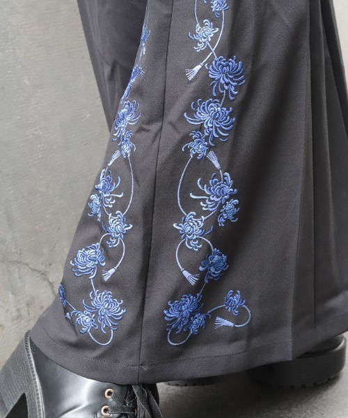 REZEN(リゼン)の「菊刺繍袴パンツ(その他パンツ・メンズ・ブルーパープル/ブラック/ローズ・SMALL/MEDIUM/LARGE)」の10枚目の写真