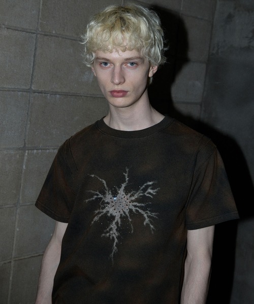 GRANCY(グランシー)の「【GRANCY】Rhinestone Crack Dirty Half-sleeve T-Shirt / ラインストーンクラックダーティ半袖Tシャツ(Tシャツ/カットソー・メンズ・ブラック/サンドベージュ・L/M/S)」の19枚目の写真