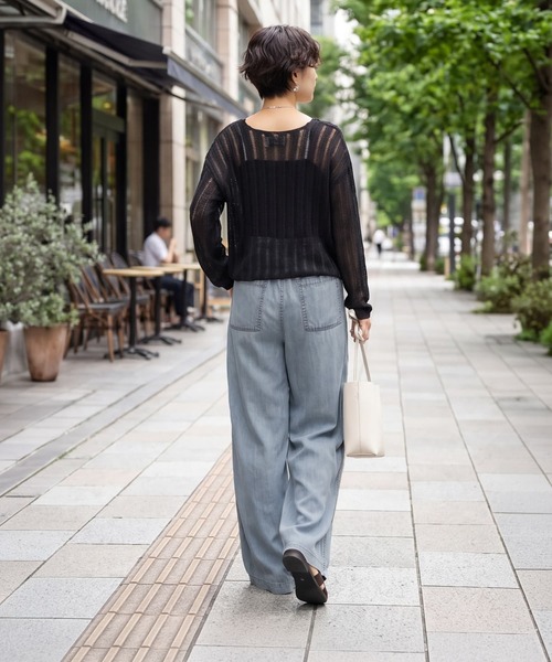 STYLE DELI（スタイルデリ）の「涼しいテンセルデニム風ギャザーパンツ（デニムパンツ・レディース・ライトブルー・FREE/TALL）」の6枚目の写真