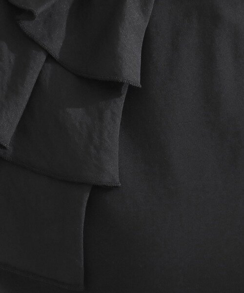 OPAQUE.CLIP(オペークドットクリップ)の「【接触冷感】アシメフリルドッキングカットソー《UVケア/洗濯機OK》(Tシャツ/カットソー・レディース・ブラック/ホワイト/ブラウン系/イエロー系その他・40/42/36/38)」の12枚目の写真