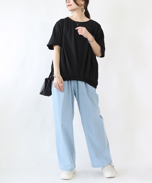 and it_(アンドイット)の「シャーリングドビートップス(Tシャツ/カットソー・レディース・チャコール/ダークベージュ/ブラック・FREE)」の8枚目の写真