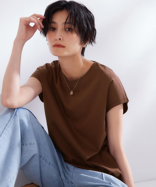 OPAQUE.CLIP(オペークドットクリップ)の「フレンチスリーブカットソー【洗濯機OK】(Tシャツ/カットソー・レディース・ホワイト/ブルー/ブラウン系その他/ブラック・36/38/42/40)」の3枚目の写真