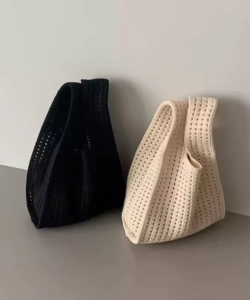 ampm(エーエムピーエム)の「メッシュニットミニトートバッグ(ハンドバッグ・レディース・ブラック/ブルー/ホワイト・FREE)」の4枚目の写真