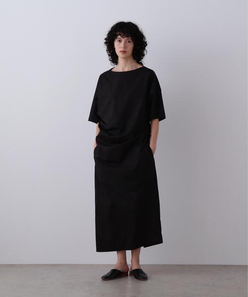 YLEVE(イレーヴ)の「YLEVE / FINX COTTON WEATHER ASYMMETRY ONE PIECE(ワンピース・レディース・ワイン系/ブラック/ブルー・0/1)」の2枚目の写真