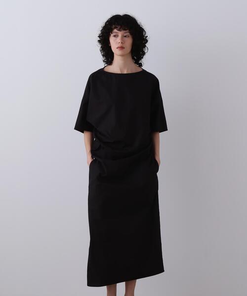 YLEVE(イレーヴ)の「YLEVE / FINX COTTON WEATHER ASYMMETRY ONE PIECE(ワンピース・レディース・ワイン系/ブラック/ブルー・0/1)」の4枚目の写真
