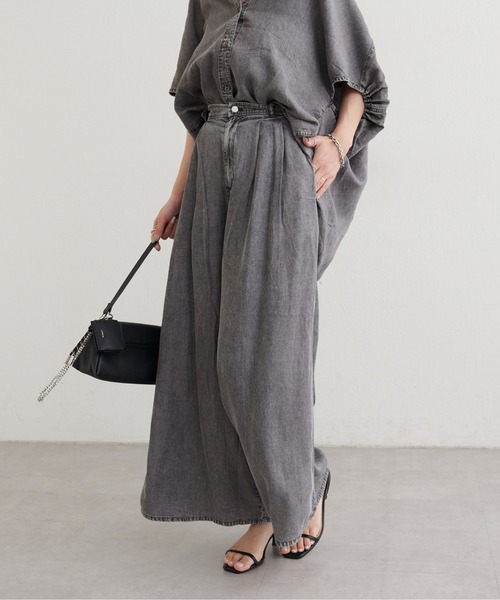 LARUTA(ラルータ)の「【LARUTA】ドレープデニムパンツ(その他パンツ・レディース・ブラック/ブルー・MEDIUM)」の3枚目の写真
