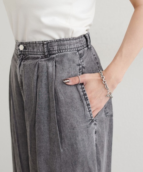 LARUTA(ラルータ)の「【LARUTA】ドレープデニムパンツ(その他パンツ・レディース・ブラック/ブルー・MEDIUM)」の18枚目の写真