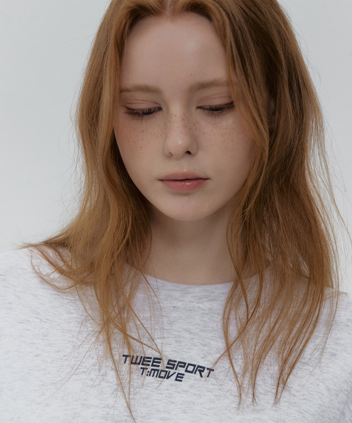 TWEE(トゥウィー)の「ムーブンプリンティングセミクロップ半袖Tシャツ(Tシャツ/カットソー・レディース・ライトグレー/パープル/ライトイエロー・FREE)」の15枚目の写真